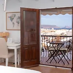 Harmonia De La Mar *